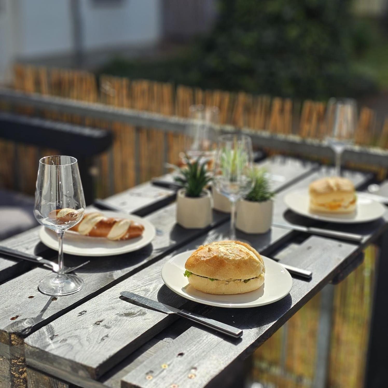 Apartment The World, Stilvolles Apartment, Stadtzentral, Parking Free, Late Check In